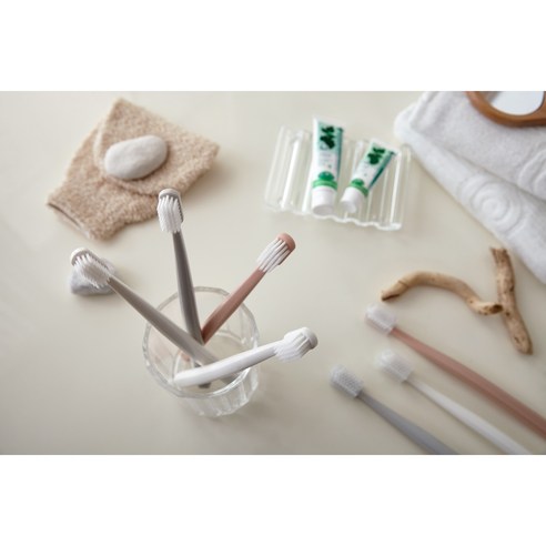 상쾌한 아침, 건강한 잇몸을 위한 선택! 모던하우스 상쾌한 칫솔 미세모