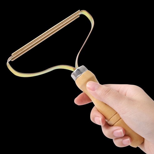 옷 먼지, 이제 깔끔하게 안녕!