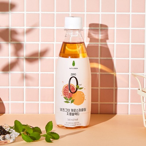 상쾌함이 톡톡! 넛츠그린 제로스파클링 자몽블랙티로 즐기는 짜릿한 일상