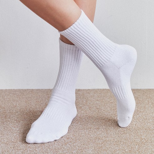 편안한 착용감과 세련된 디자인의 GGRN 여성용 스탠다드 우먼 파일 쿠션 크루 삭스