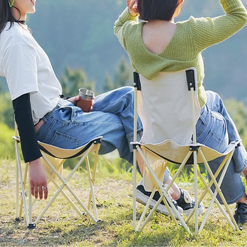 자연의 편안함을 위한 최고의 선택: 화이트울프 아웃도어 캠핑 체어