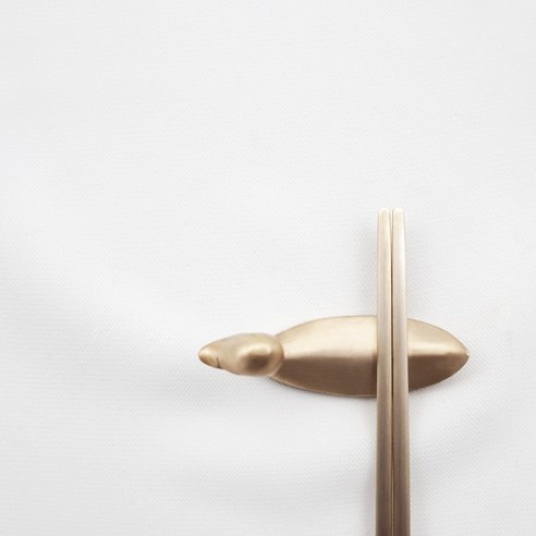 황금빛 오리가 식탁에 내려앉다, 거창유기 오리 수저받침