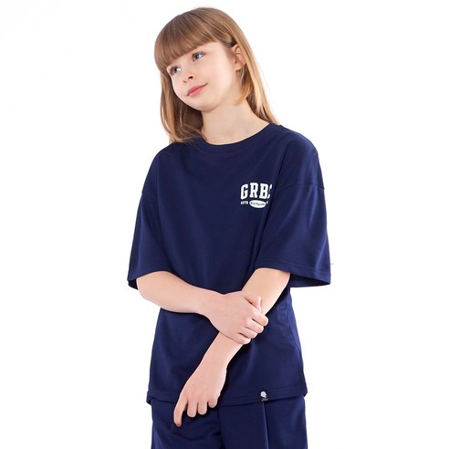初中  時尚  男孩  女孩  常見  服裝  上衣  圓形  T 卹  圓領