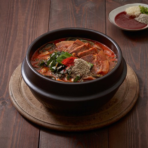 5분 만에 완성되는 깊고 진한 보양식, 교동식품 프리미엄 염소탕