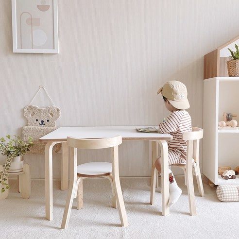 우리 아이 첫 책상, 현명하게 고르는 방법 (feat. 맘스보드 니노 책상) 맘스니노책상