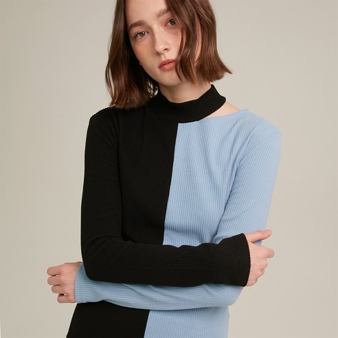 로켓런치 여성용 R CONTRAST NECK SLIT T-SHIRT