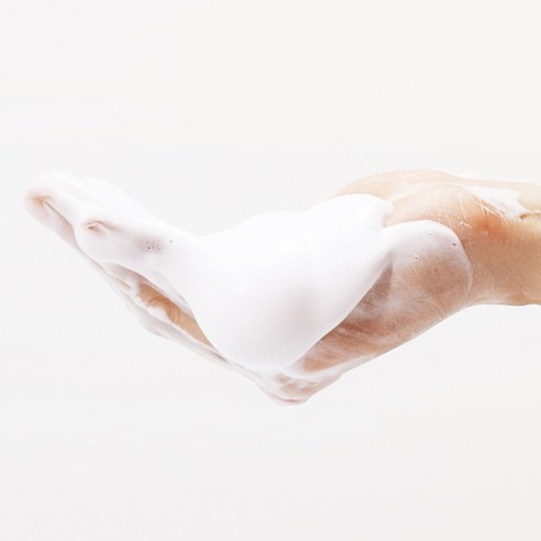 라벤더 바닐라 향으로 힐링하는 촉촉한 샤워 시간