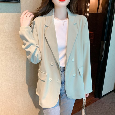 女人  時尚  服裝  外衣  適合  夾克  成年女性  成年女性  婦女  女人
