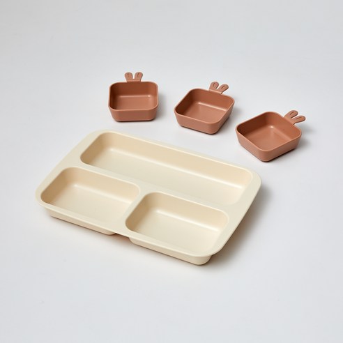 사랑스러운 토끼와 함께하는 안전하고 즐거운 식사 시간