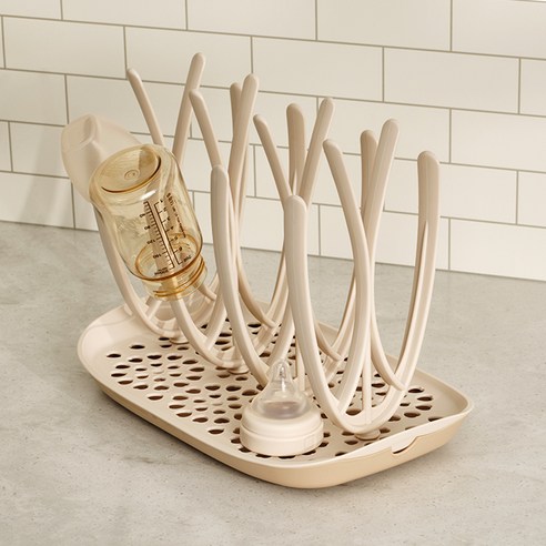 마더케이 젖병 건조대로 위생적인 육아 환경을 완성하세요.