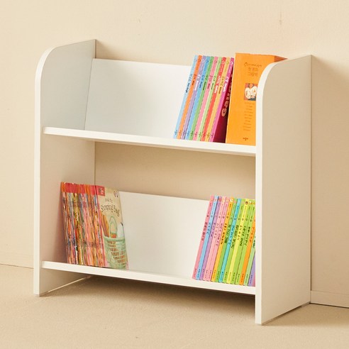 거실을 서재처럼! 아이의 상상력을 키워주는 마법, 낮은 전면 책장 아기책장교구장