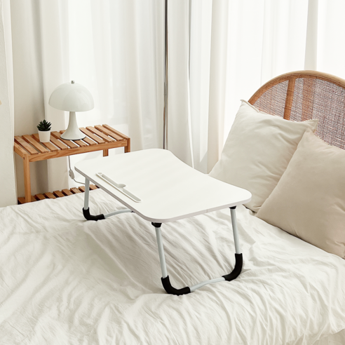 침대 밖은 위험해! 오브민 베드 트레이로 침대 위에서 모든 것을 해결하세요!