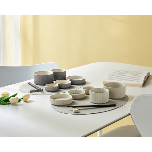 식卓에 우아함과 편의함을 더하는 필수적인 식기 세트