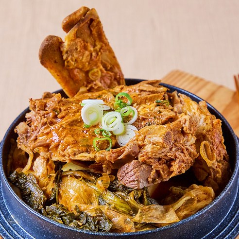황씨네 시골 뼈감자탕 감자탕 한돈감자탕 우거지 뼈해장국 푸짐한 1kg, 4개