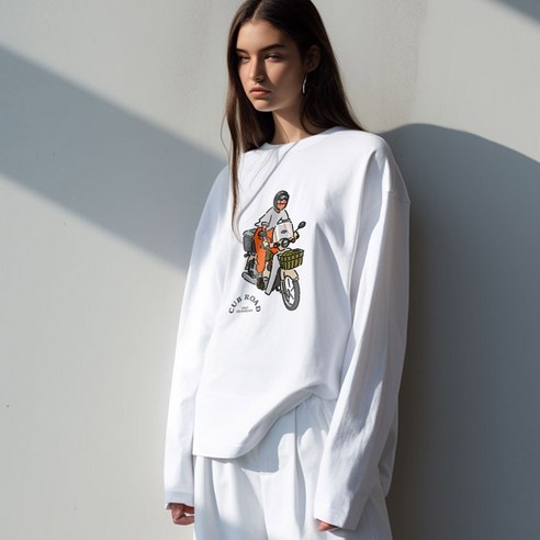 OHP X CUBMENT 협업 작품으로 만나는 남녀 공용 베이직 긴팔 티셔츠 세인트제임스