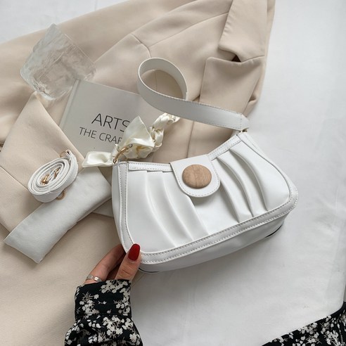 KORELAN 캐주얼한 느낌의 캐시미어 가방 여성백 2022 심플한 크로스백 캐주얼 디자인 숄더 겨드랑이 가방 스타일리시한 가방