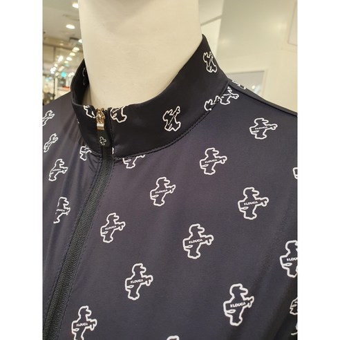 스타일과 기능성을 겸비한 라운딩 필수템, 루이까스텔 여성 터틀 풀 집업 티셔츠