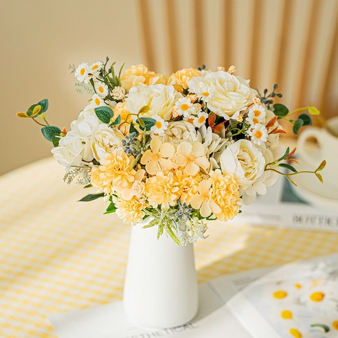 시들지 않는 아름다움으로 일상에 특별함을 더하세요