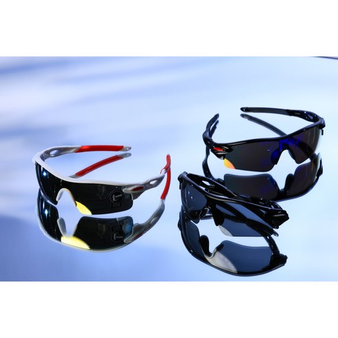 눈부심을 넘어선 선명함, 편광 스포츠 선글라스로 빛나는 일상을 완성하세요.