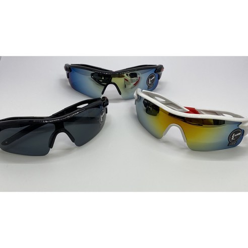 편안한 착용감과 뛰어난 기능성을 갖춘 편광 스포츠 선글라스