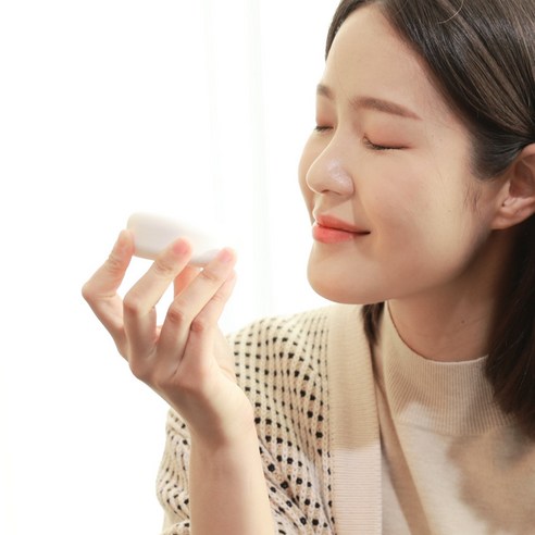 피톤치드 오일의 향으로 스트레스와 불안을 해소하고, 집중력과 생산성을 높이는 아로마스톤