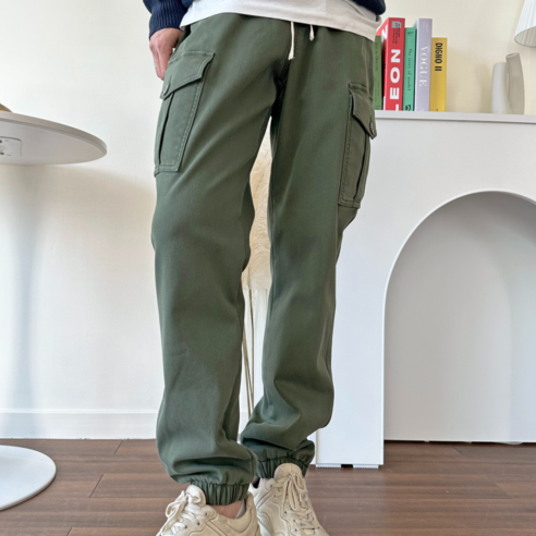 완벽한 겨울룩을 연출할 수 있는 남자 기모 조거팬츠