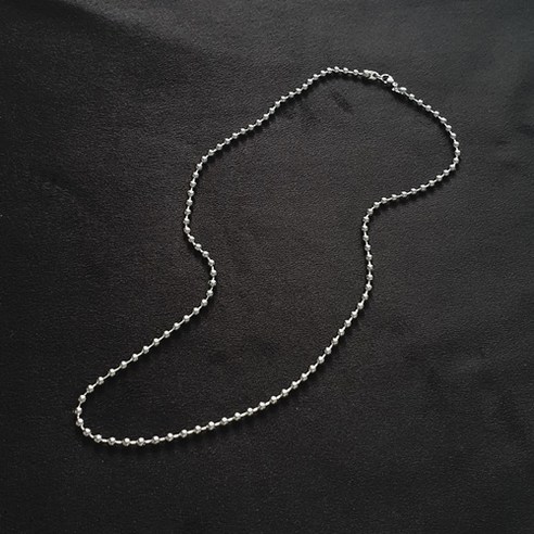 내구성 있고 세련된 와이티지의 써지컬스틸 볼체인 목걸이 모음