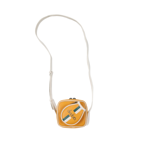 🎾 테니스 코트 위의 스타일리시한 동반자! 디아도라 미니백으로 완성하는 완벽한 게임 룩 디아도라테니스가방