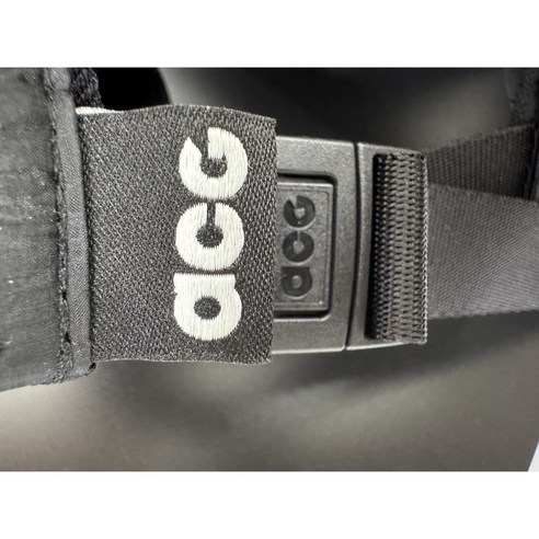 스타일과 기능성을 모두 갖춘 나이키 트레일 볼캡으로 당신의 개성을 완성하세요.