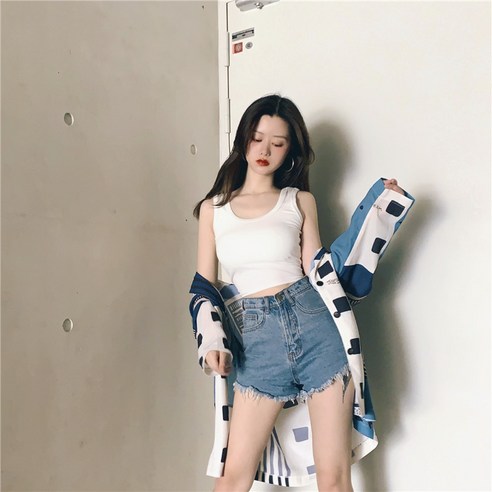 DFMEI 여름 민소매 반팔 티셔츠 I 모양의 조끼 여성 여름 디자인 감각 겉옷 슬링 내부 일치 bottoming 민소매 짧은 탑