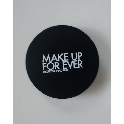 휴대성과 완벽함을 담은 작은 기적, 메이크업포에버 UHD 프레스드 미니 파우더 메이크업포에버파우더미니