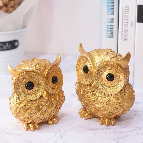 행운과 지혜를 담은 황금빛 부엉이, 공간에 특별함을 더하다