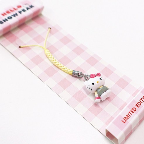 가방에 사랑스러움을 더하다! 스노우피크 헬로키티 키링