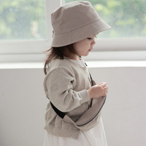 세련된 디자인과 실용성을 겸비한 완벽한 유아 힙색