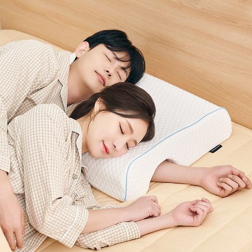 일상공감 둘이눕게 메모리폼 오른팔용 베개, 밤의 고요한 휴식을 선물하다
