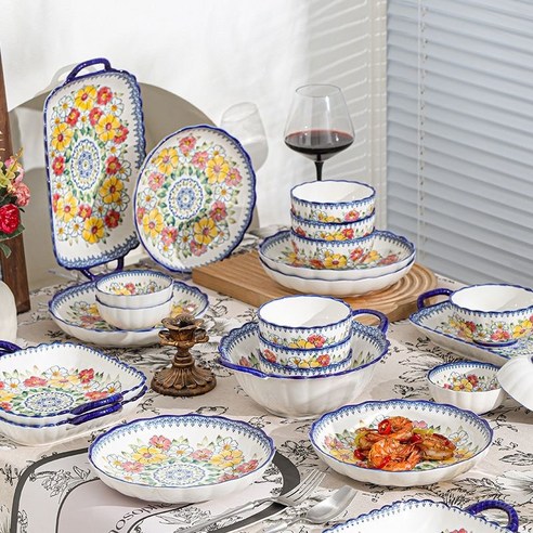 식탁 위에 펼쳐지는 폴란드의 아름다움, BLOWFISHFUGU 식기 세트