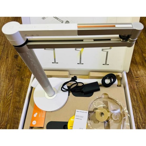 빛으로 빚어낸 예술, 다이슨 솔라사이클 모프 조명으로 당신의 공간을 특별하게