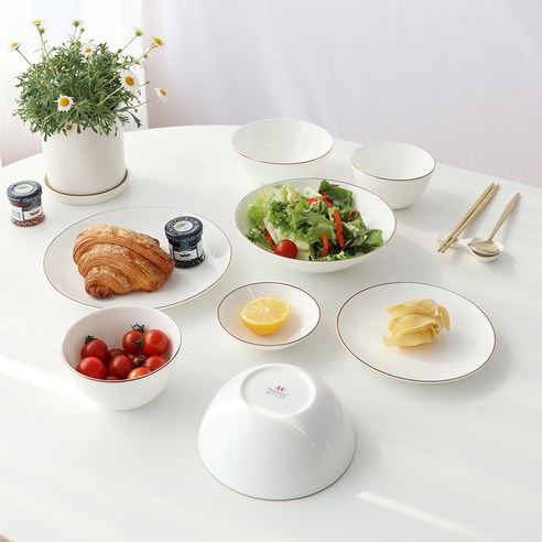 한국도자기 골드 홈세트: 금빛 라인이 선사하는 식탁의 우아한 변화