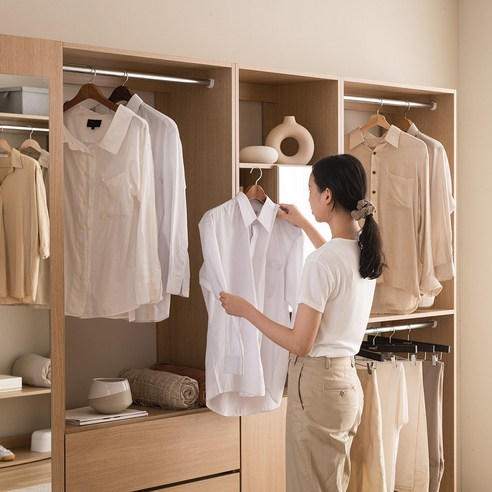 스타일을 담는 공간, 아씨방가구 도도 드레스룸 800 코너장