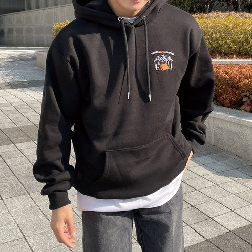따뜻하고 스타일리시한 겨울 착용을 위한 베럴댄나우 남녀공용 캠핑 프린팅 오버핏 기모 후드티