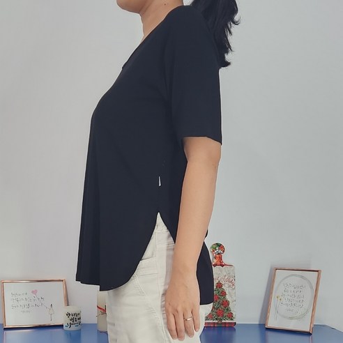 편안하고 세련된 여성 위한 필수품: 요가잡화점 반팔 티셔츠