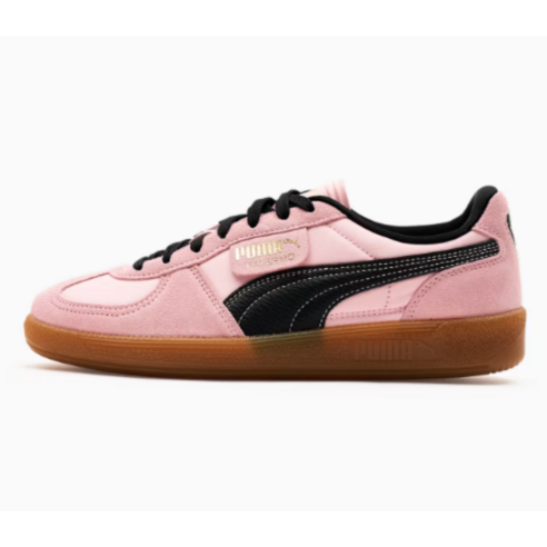 다양한 스포츠 활동과 일상생활에서 활용할 수 있는 실외용 푸마 운동화