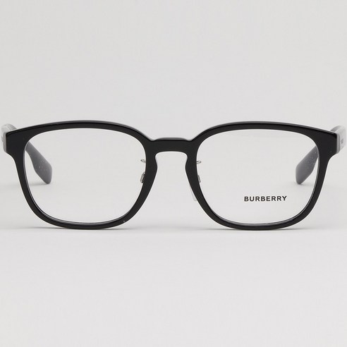 시간을 초월하는 우아함, 버버리 EDISON 안경테