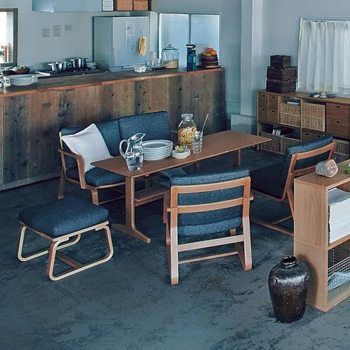 무인양품 테이블 하나로 좁은 공간을 넓고 감각적으로!