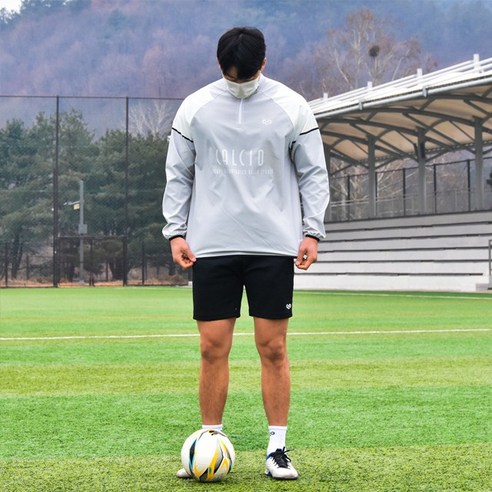 칼치오 피엘로 22 축구 바람막이: 운동성, 스타일, 편안함의 완벽한 조화