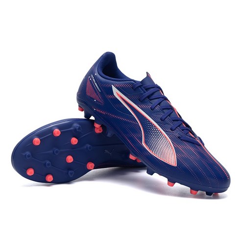 섬광처럼 빛나는 질주, 푸마 울트라 5 플레이 MG 축구화와 함께