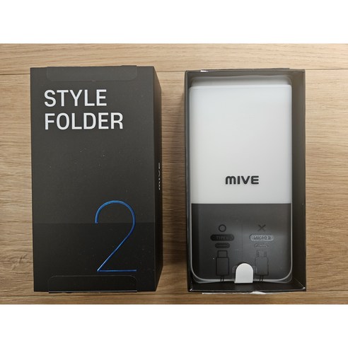 스타일폴더2 32GB AT-M140 공기기 공기계 미개봉 새제품 공신폰 학생폰 효도폰 알뜰폰, 32GB, 블랙(단순개봉)