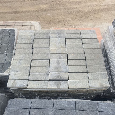 도시를 아름답게, 공간을 견고하게: 보도블럭, 인도블럭, 경계석, 보강토의 조화로운 선택