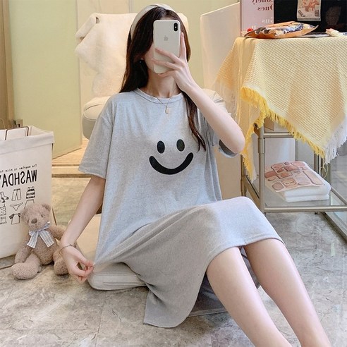 포근한 미소로 맞이하는 하루, 마쿠쿠 스마일 잠옷 세트와 함께 행복한 휴식을