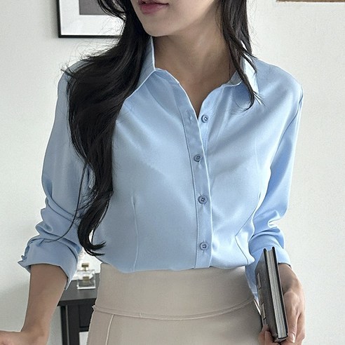 로로비 슬림핏 셔츠: 세련됨과 편안함의 완벽한 조화